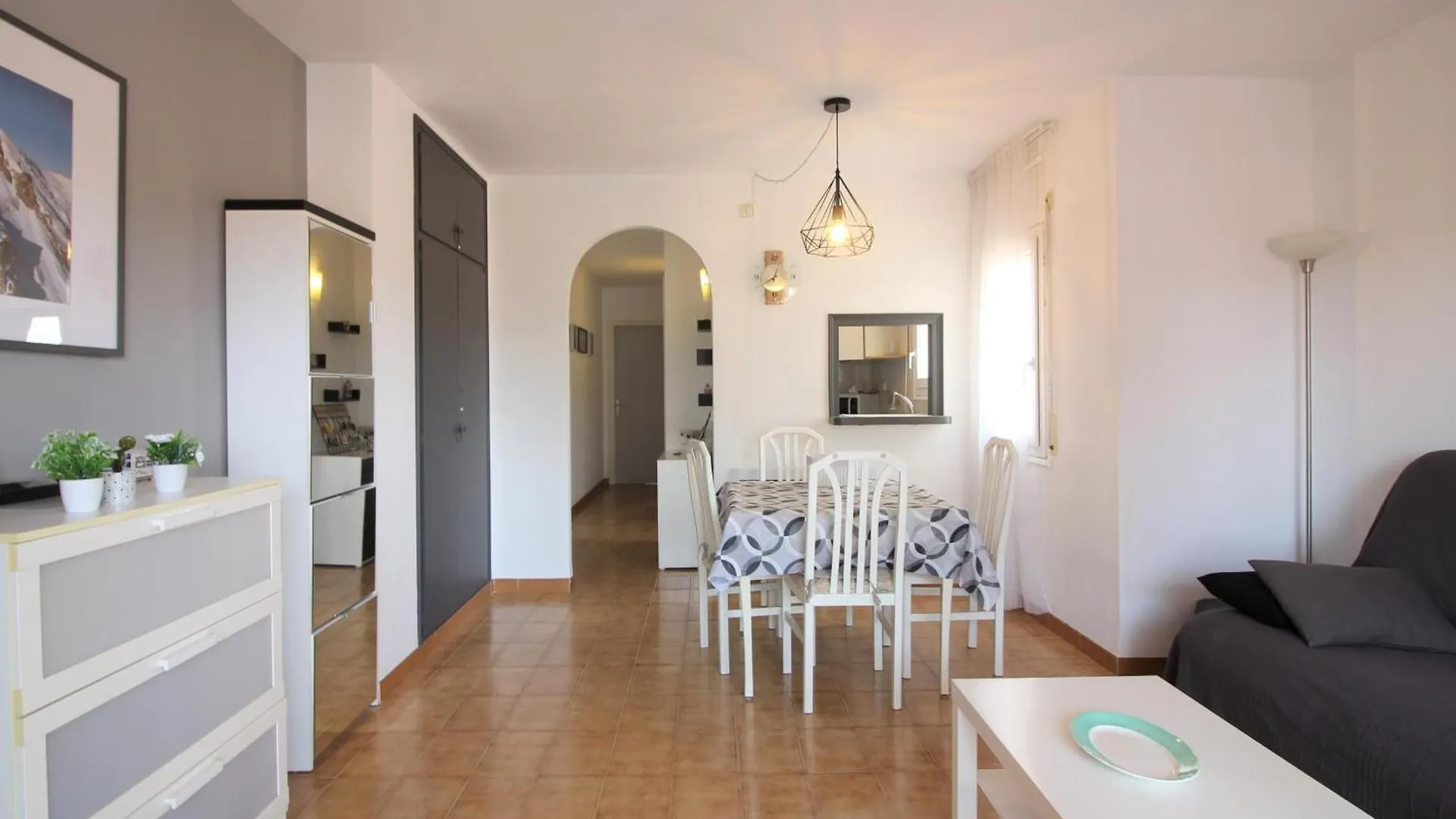 Lägenhet Apartamento Acogedor Cerca De La Playa En Santa Margarita Con A/C, Terraza Y Parking - Es-228-120 Rosas